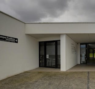 `photo de l'établissement de ${name}`