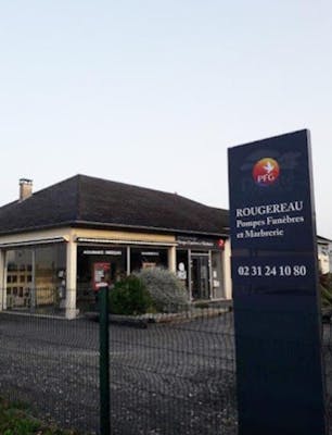Photographie de Pompes Funèbres et Marbrerie Rougereau - PFG de Dives-sur-Mer