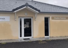 Devanture de Pompes Funèbres SERONDE - Le Choix Funéraire