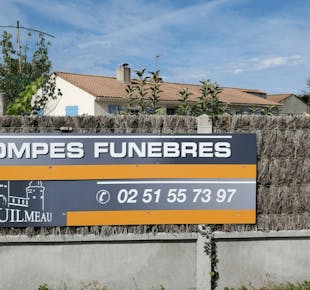 `photo de l'établissement de ${name}`