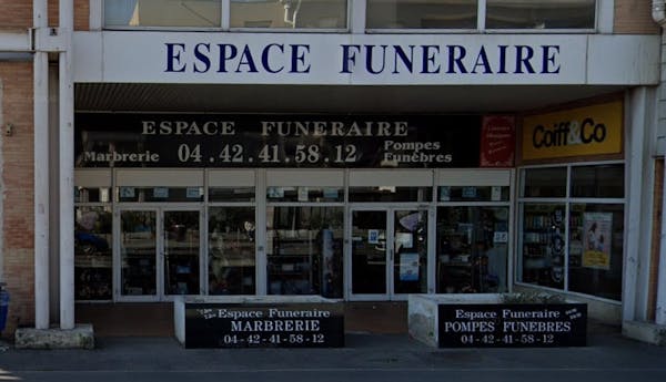 Photographie d'Espace Funéraire de Vitrolles