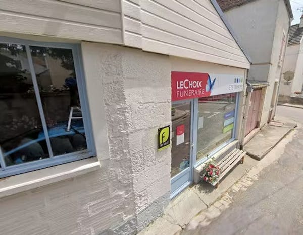 Photographie de Pompes Funèbres Lemaire d'Ancy-le-Franc