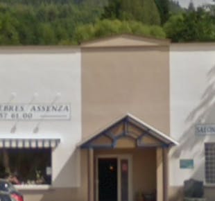 `photo de l'établissement de ${name}`