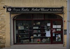 Devanture de Pompes Funèbres Chauvet Richard
