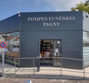 `photo de l'établissement de ${name}`