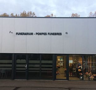`photo de l'établissement de ${name}`