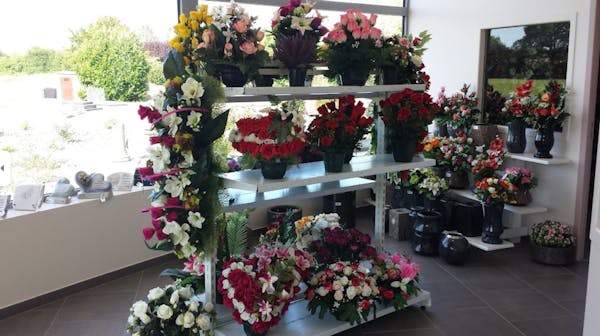 Photographie de la Pompes Funèbres Gouzènes de Château-du-Loir
