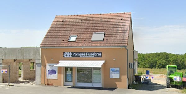 Photographie Pompes Funèbres OTT Service Funéraire des 3 Lacs de Bonnat