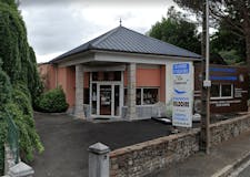 Devanture de Pompes Funèbres et Marbrerie Voldoire