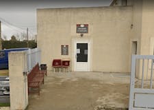 Devanture de Pompes Funèbres Saez
