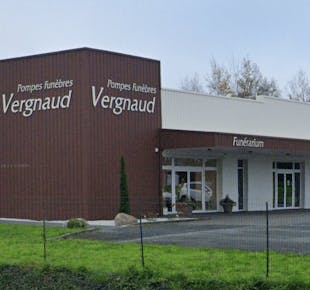 `photo de l'établissement de ${name}`