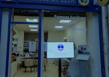 Devanture de Pompes Funèbres ROC ECLERC