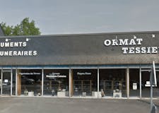 Devanture de Pompes Funèbres Générales