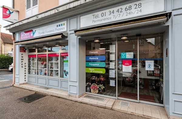 Photographie de la Pompes Funèbres Phoenix de Saint-Ouen-L'Aumône
