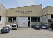 Devanture de Marbrerie Funéraire du Grésivaudan