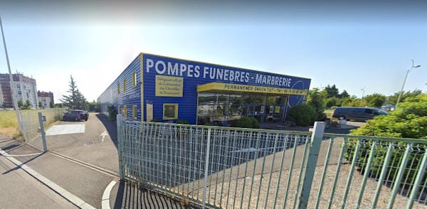 Photographie de Pompes Funèbres Alain Besset de Pont-Évêque