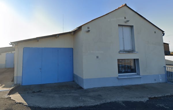 Photographie de la Pompes Funèbres J.-C. Georget d'Argenton-l'Église
