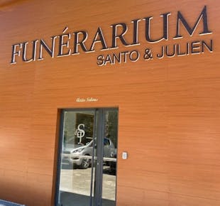 `photo de l'établissement de ${name}`