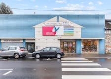 Devanture de Pompes Funèbres DESSEIN et Fils - Le Choix Funéraire