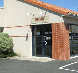 `photo de l'établissement de ${name}`