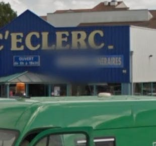 `photo de l'établissement de ${name}`