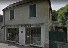 Devanture de Pompes Funèbres Marbrerie Delange Fils