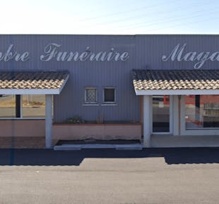 `photo de l'établissement de ${name}`