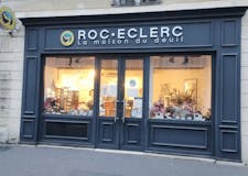 Devanture de Pompes Funèbres Roc-Eclerc