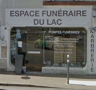 `photo de l'établissement de ${name}`