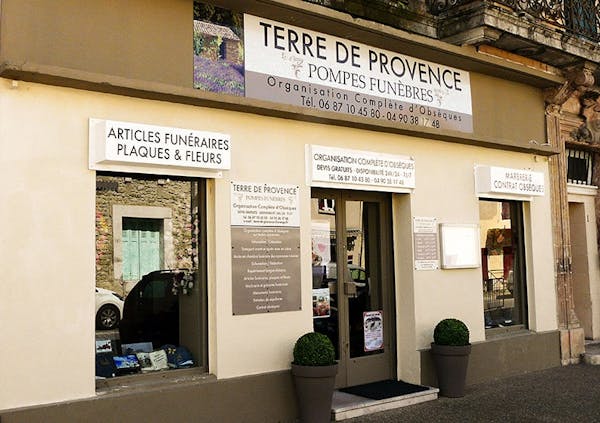 Photographie de la Pompes Funèbres Terre de Provence de Noves
