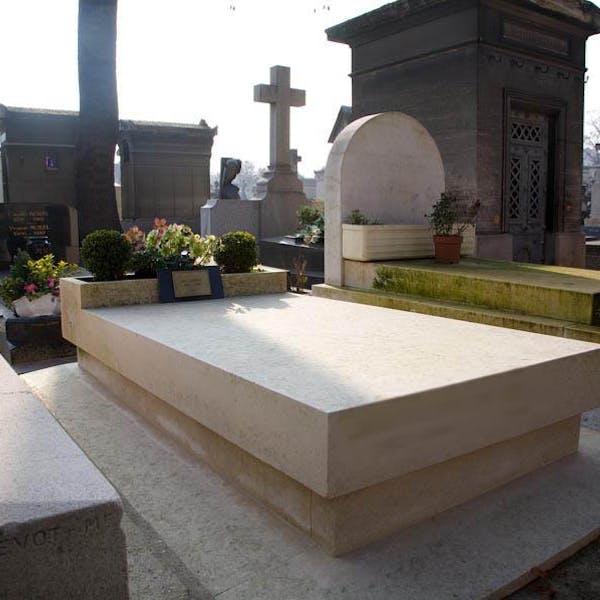 Prix D Un Monument Funeraire Plus Pose Quel est le prix d'un monument funéraire sans stèle ? | MPF