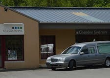 Devanture de Pompes Funèbres Anémone Certenais - Le Choix Funéraire