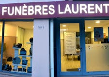 Devanture de Pompes Funèbres Laurentines