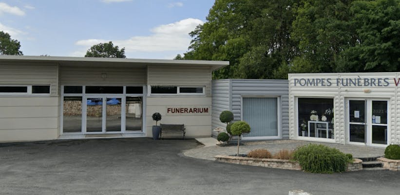 Photographie de la Pompes Funèbres Vergnaud de Coulonges-sur-l'Autize