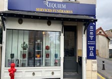 Devanture de Pompes Funèbres Requiem - Montlignon