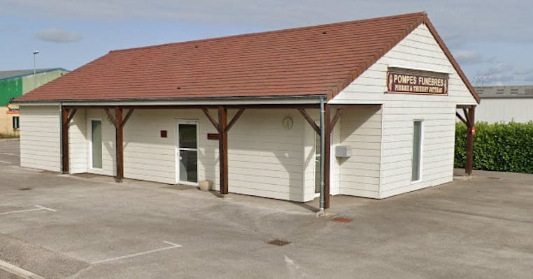 Photographie de la Pompes Funèbres Thierry JATTEAU de Saint-Loup-sur-Semouse
