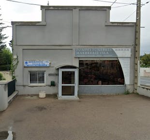 `photo de l'établissement de ${name}`