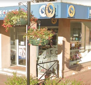 `photo de l'établissement de ${name}`