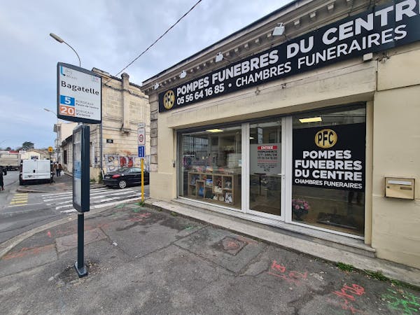 Photographie de la Pompes Funèbres du Centre de Bègles
