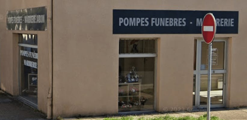 Photographie de la Pompes Funèbres Jaboin du Mesnil-Saint-Denis