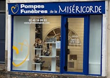 Devanture de Pompes Funèbres de la Miséricorde