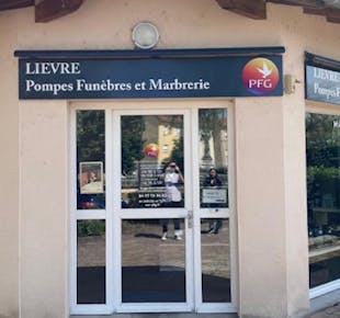 `photo de l'établissement de ${name}`