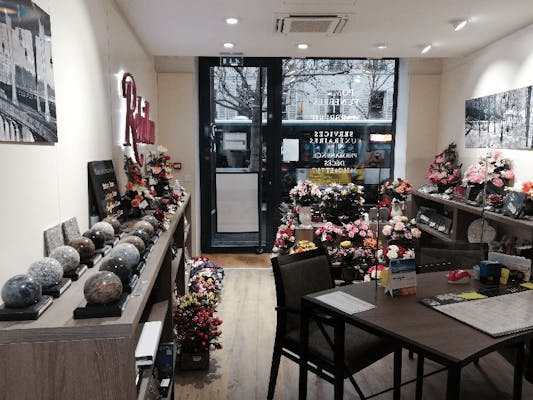 Photographie de Pompes Funèbres Marbrerie Rebillon de Vincennes