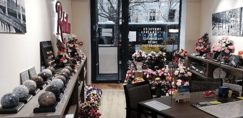 Photographie de Pompes Funèbres Marbrerie Rebillon de Vincennes