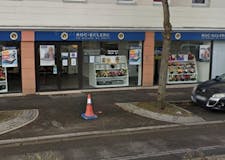 Devanture de Pompes Funèbres Roc-Eclerc
