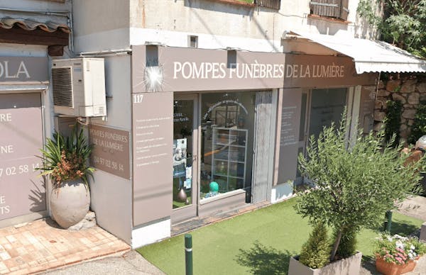 Photographie de Pompes Funèbres de la Lumière de Villeneuve-Loubet