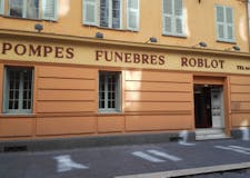Devanture de Pompes Funèbres ROBLOT