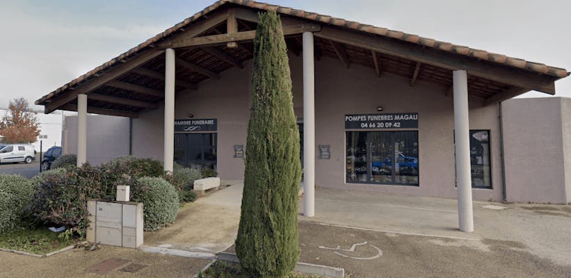 Photographie Pompes Funèbres Magali de Beaucaire