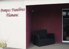 Devanture de Pompes Funèbres Flamanc