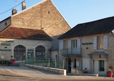 Devanture de Pompes funèbres et Marbrerie Odille-Ivanes